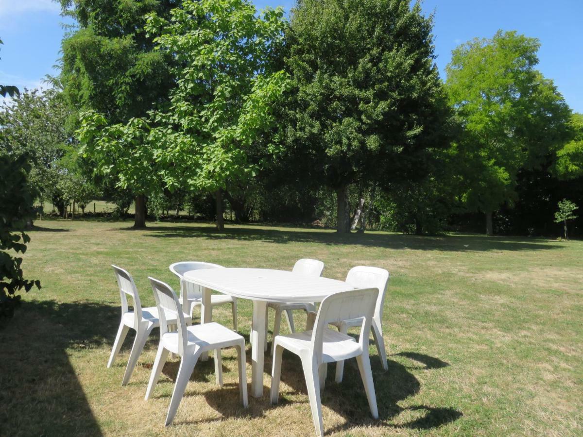 Gite Des Basses Touches Moitron-sur-Sarthe Exterior foto